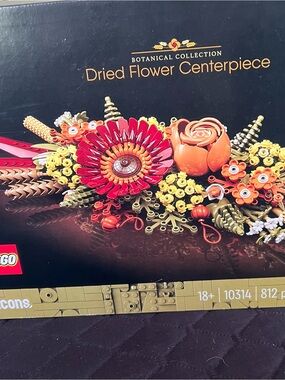 LEGO Dried Flower Centerpiece